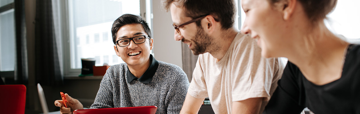 Tradenomi (AMK), Yrittäjyys ja tiimijohtaminen